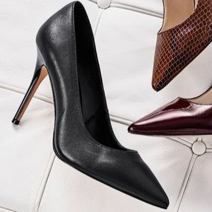 WHBM Olivia black pumps size 9